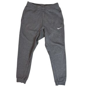 Nike Club Fleece Joggers Men’s Small Grey Heather Sweatpants Slim Fit Activwear